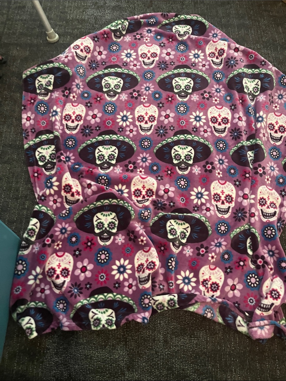 Purple Sugar Skull Fleece Throw Blanket